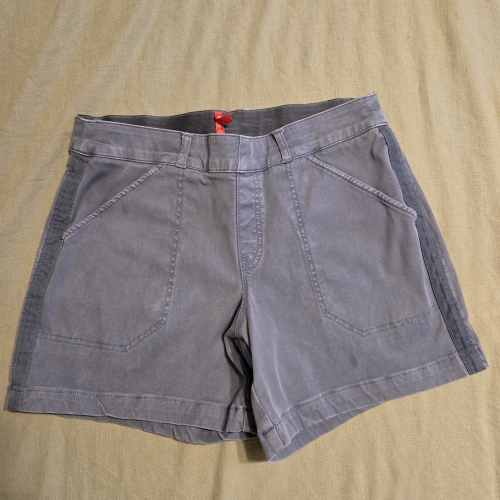 SPANX Blue and Gray Bermuda Shorts Versatile Style